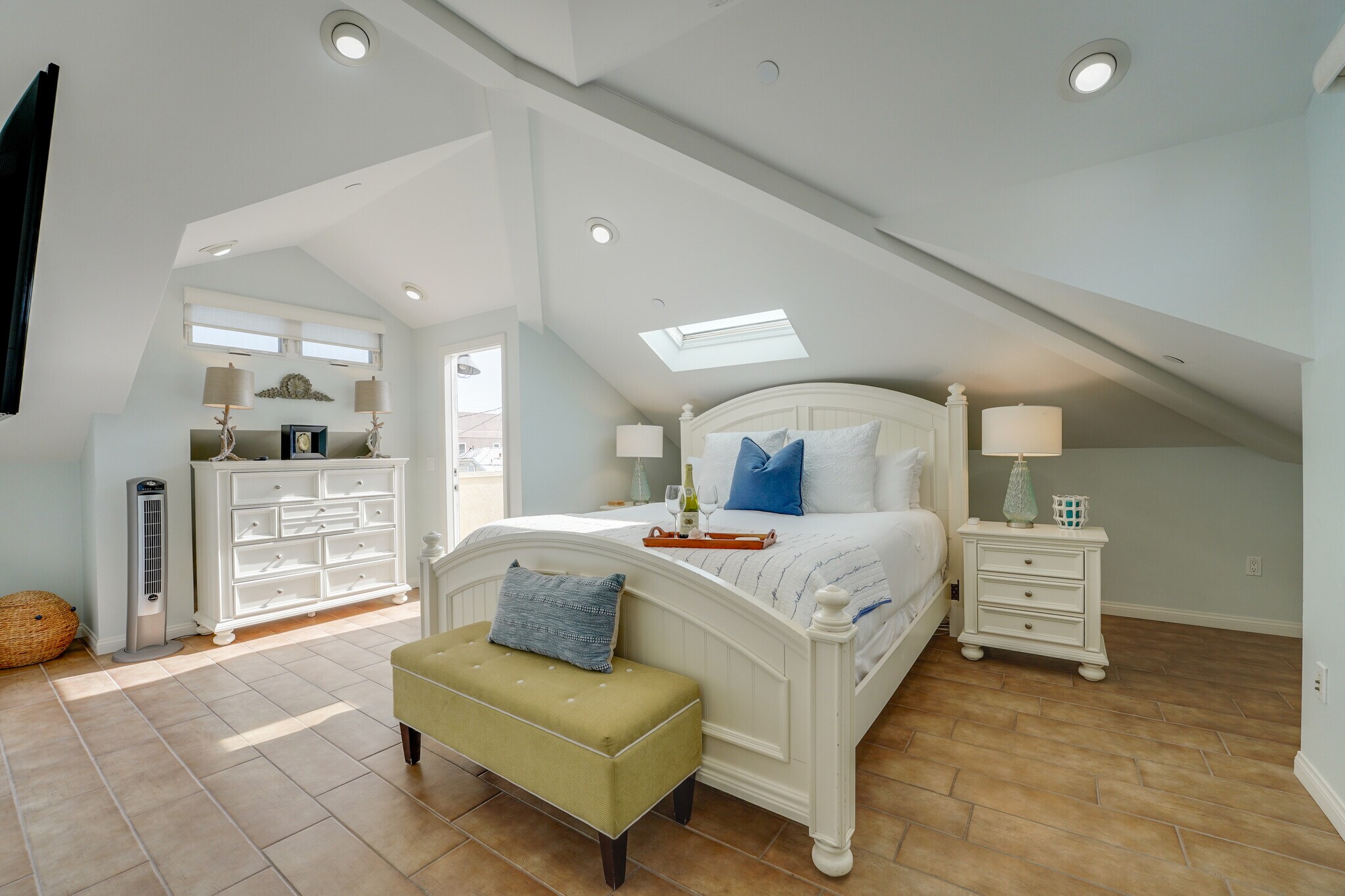 Building Photo - 817 Ostend Ct