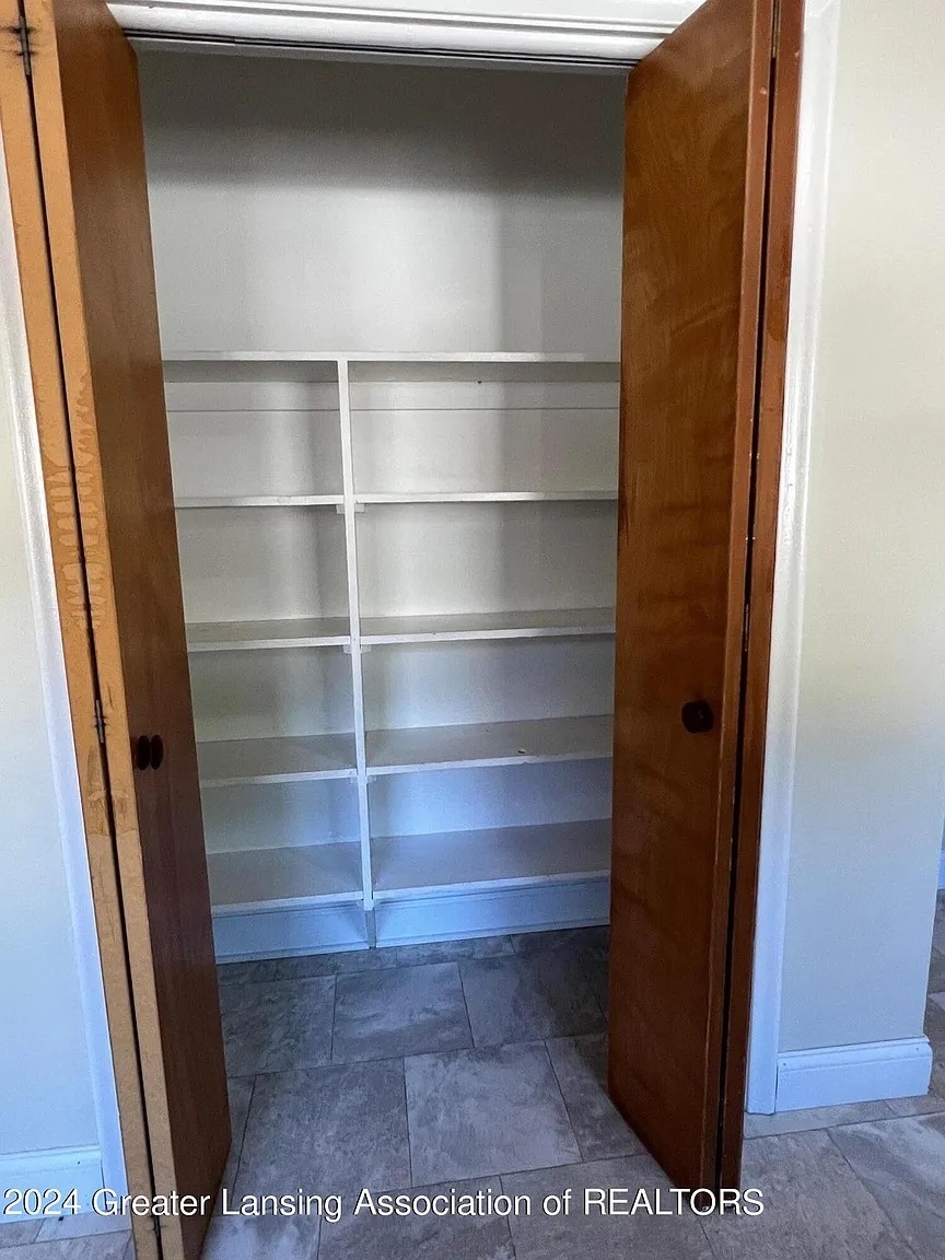Large Pantry - 1874 Adelpha Ave