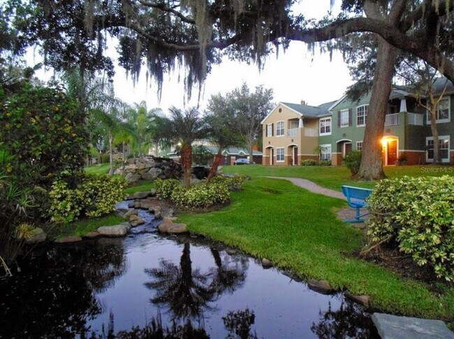 Building Photo - 4332 S Kirkman Rd