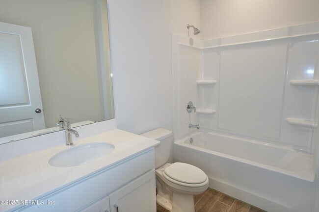 Building Photo - 308 Spruce Hl Pt