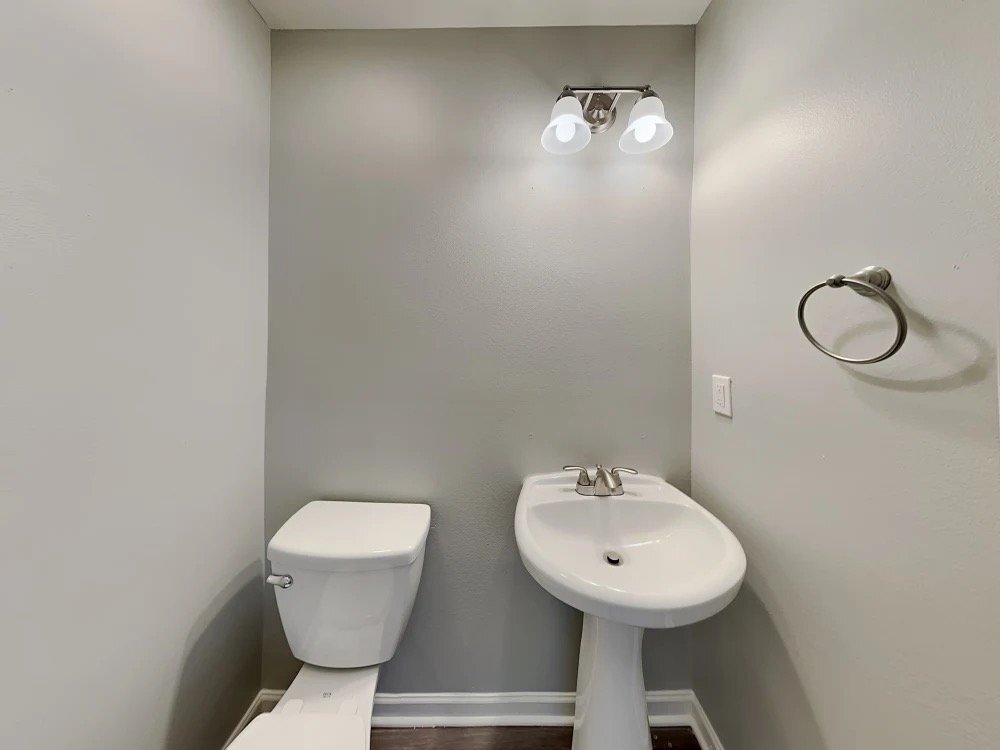 Building Photo - 2546 Buckleigh Dr