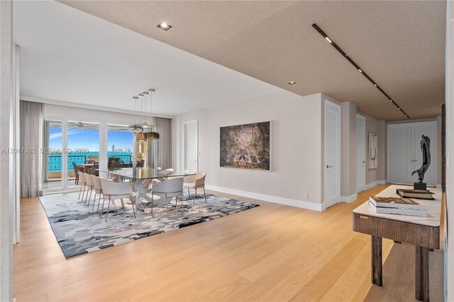 Building Photo - 5242 Fisher Island Dr