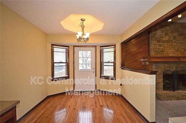 Building Photo - 1524 NE 99th St