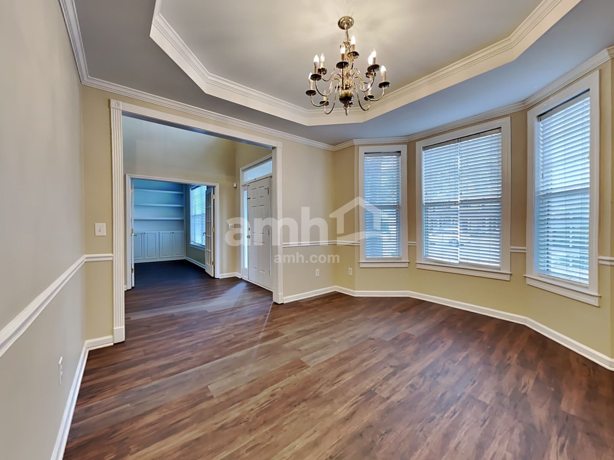 Building Photo - 2738 Seastrand Ln