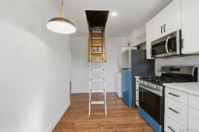 Building Photo - 312 Brookes Ave