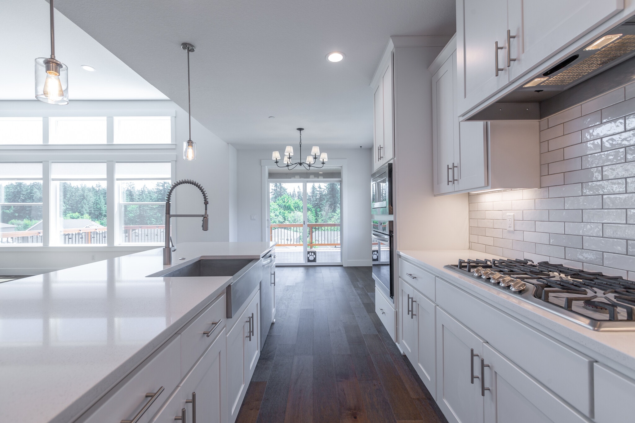 Kitchen - 3352 NE Spruce Dr