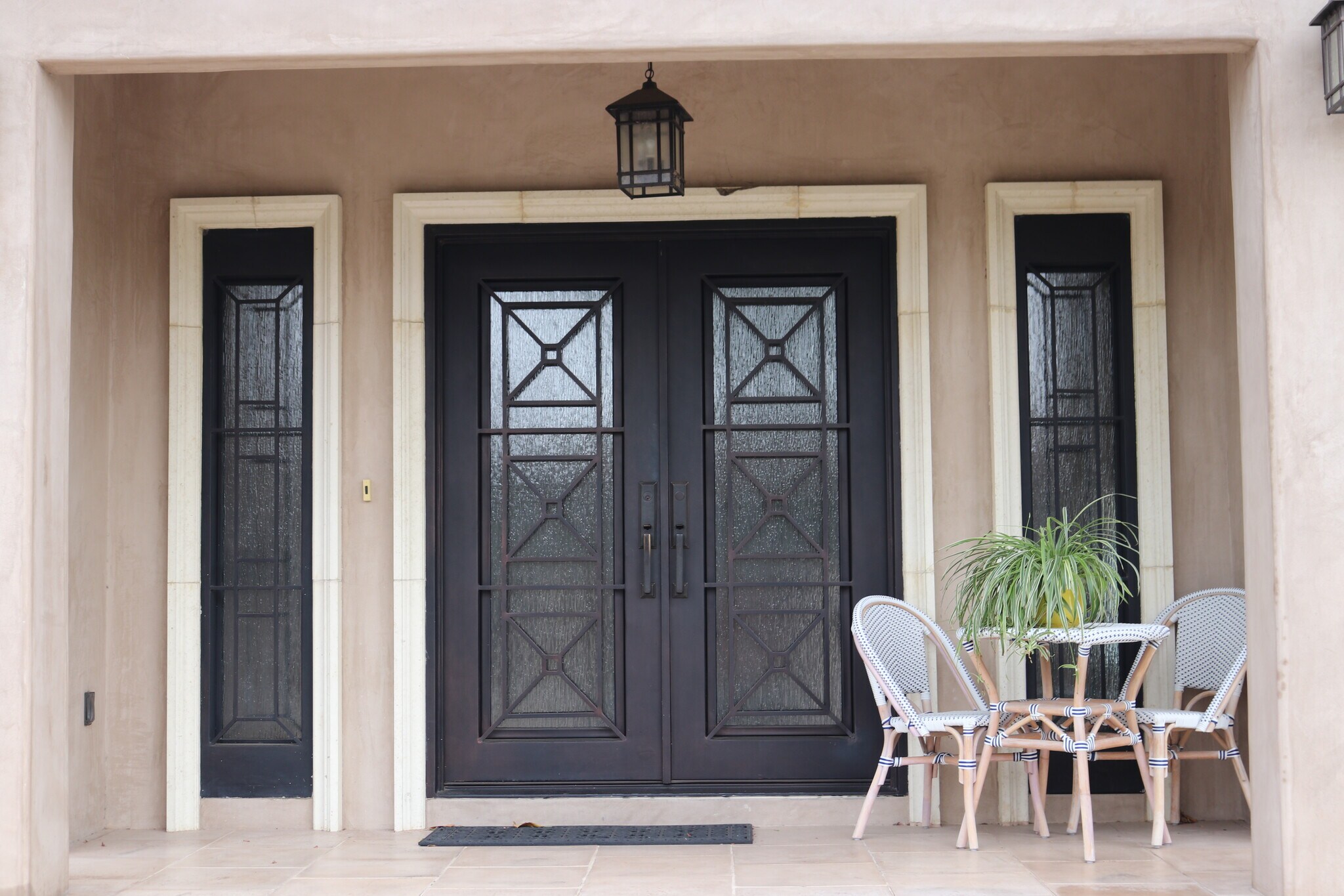 Building Photo - 6039 Greenbush Ave