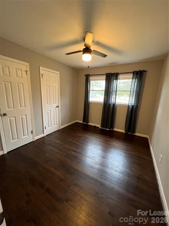 Building Photo - 2122 Boxcar Rd