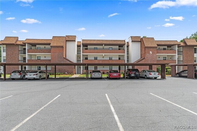 Building Photo - 5 Cypress Run