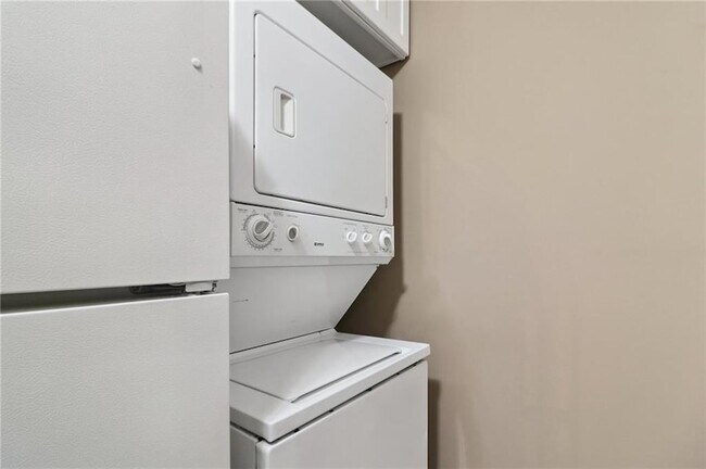 Building Photo - 2398 Lawrenceville Hwy