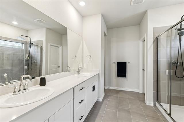 Building Photo - 1008 Edgehurst Dr