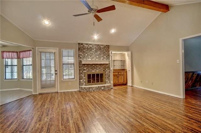 Building Photo - 5705 Royal Club Dr
