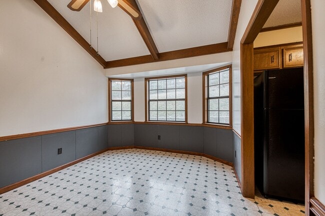 Building Photo - Spacious Home for Rent!