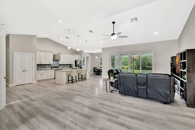 Building Photo - 10231 176th Ln N