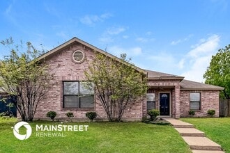 Building Photo - 816 Willow Wood Dr