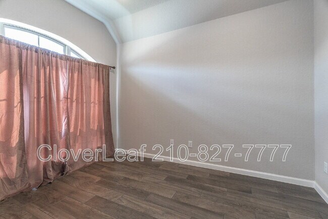 Building Photo - 13915 Runner Way