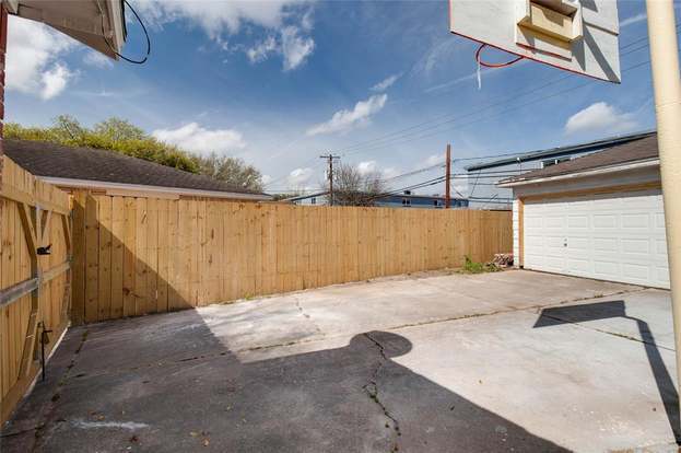 Building Photo - 9126 Troulon Dr
