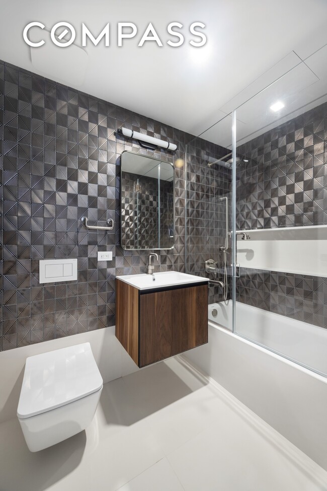 Building Photo - 340 Albany St