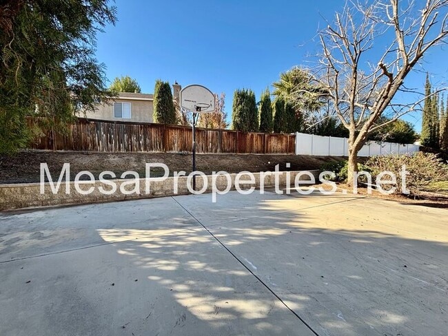 Building Photo - 12468 Redrock Ct