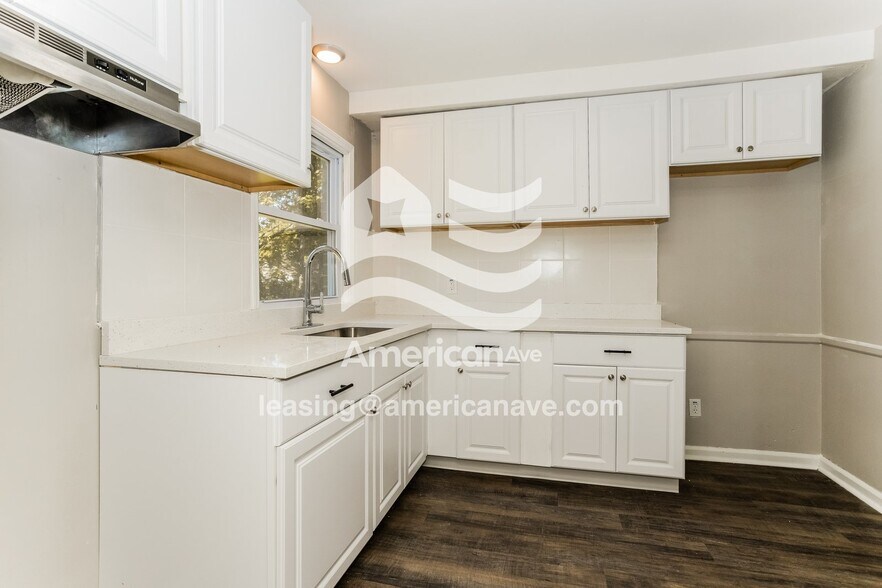 Building Photo - 4312 Courville St