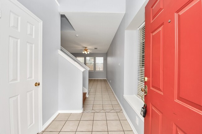 Building Photo - 16526 Cairngrove Ln