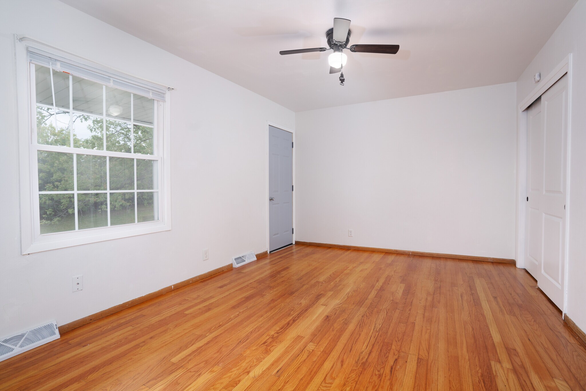 Building Photo - 1428 Josephine St