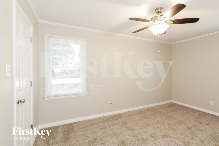 Building Photo - 2108 Garland Ave