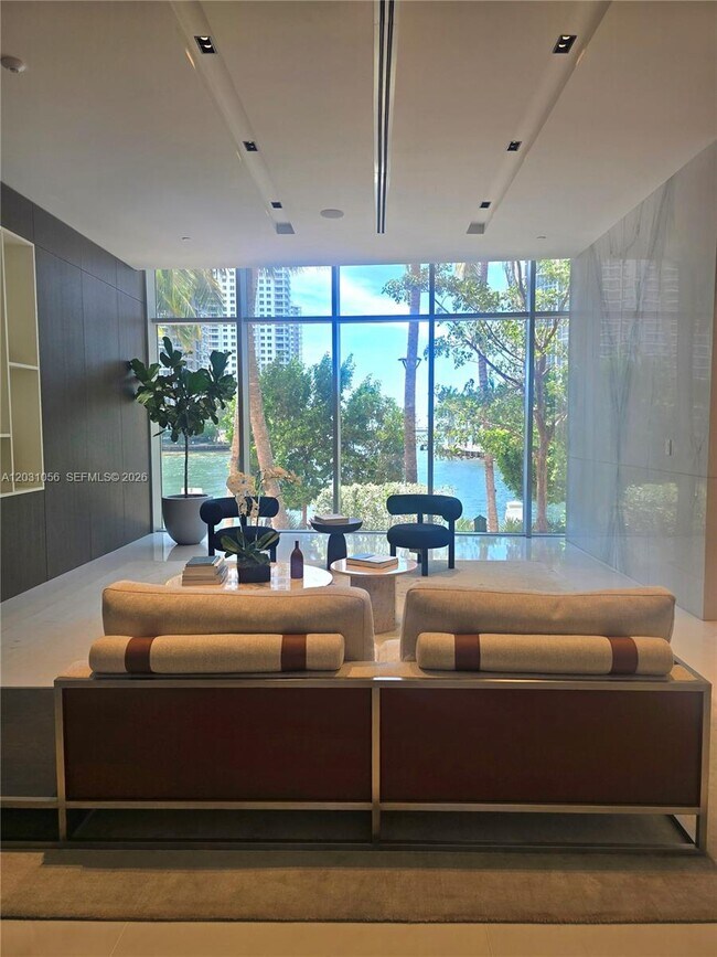 Building Photo - 300 Biscayne Blvd Way