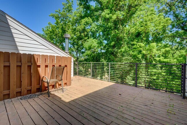 Building Photo - 4734 Post Oak Timber Dr