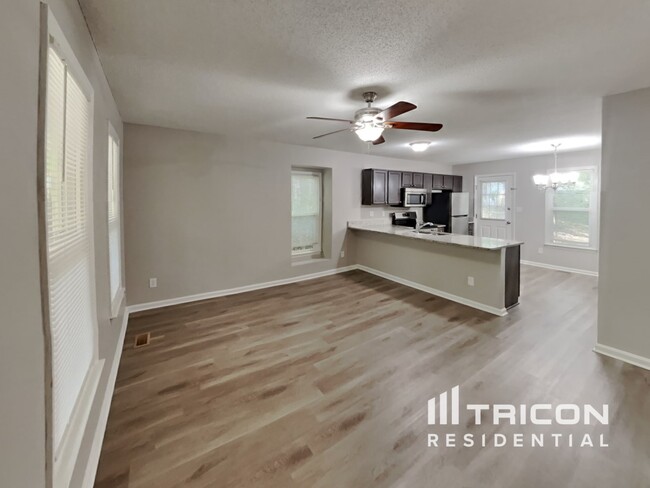 Building Photo - 1413 Amber Acres Ln