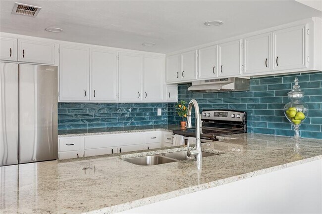 Building Photo - 3216 Poe Cove