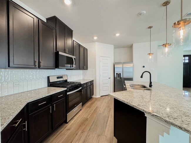 Building Photo - 4024 Pinto Ln