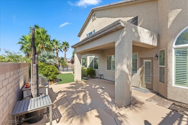 Building Photo - 5863 Gushing Spring Ave