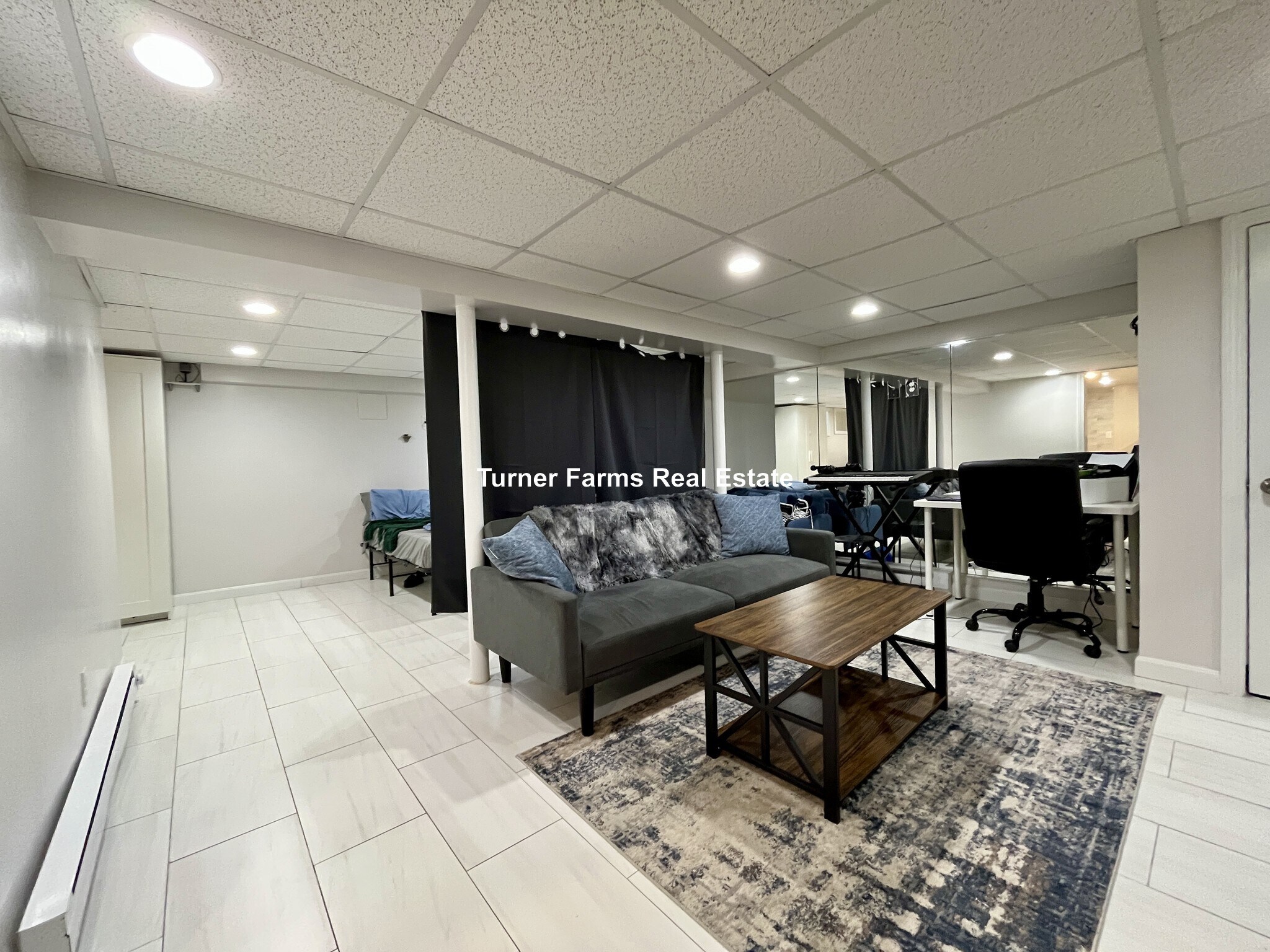 Building Photo - 77 Fairfax St