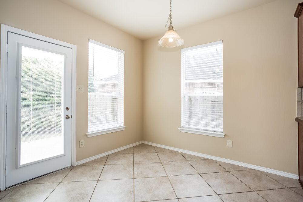 Building Photo - 9510 Wakefield Village Dr