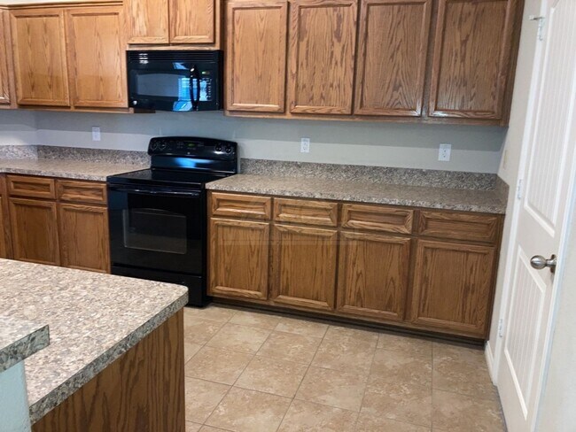 Building Photo - 2604 Tarrant County Dr