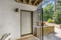 Building Photo - 11 Peachtree Hills Ave NE