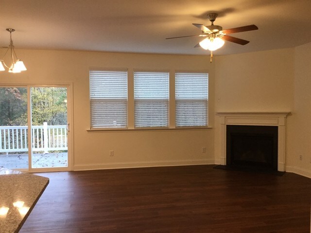 Building Photo - 303 South Fork Lane