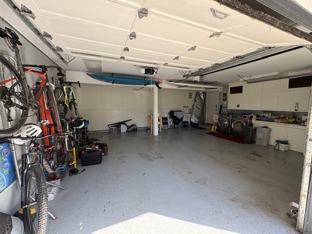 Building Photo - 2700 Bayside Dr