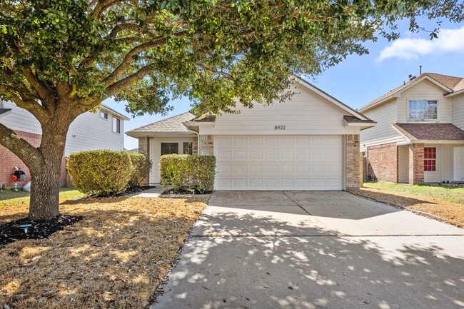 Building Photo - 8922 Aspen Trace Ln