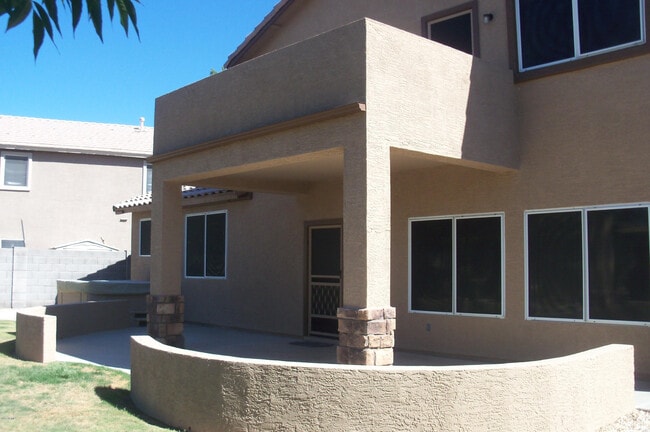 Building Photo - 5456 W Kristal Way