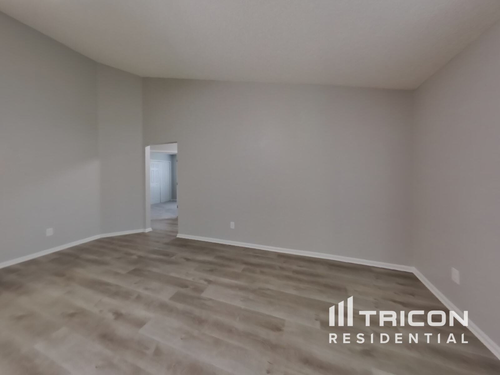 Building Photo - 1127 Summer Springs Drive