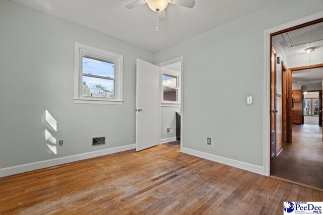 Building Photo - 2101 W McCown Dr