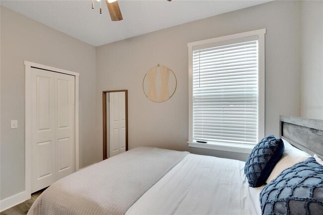 Building Photo - 3002 E 38th Ave