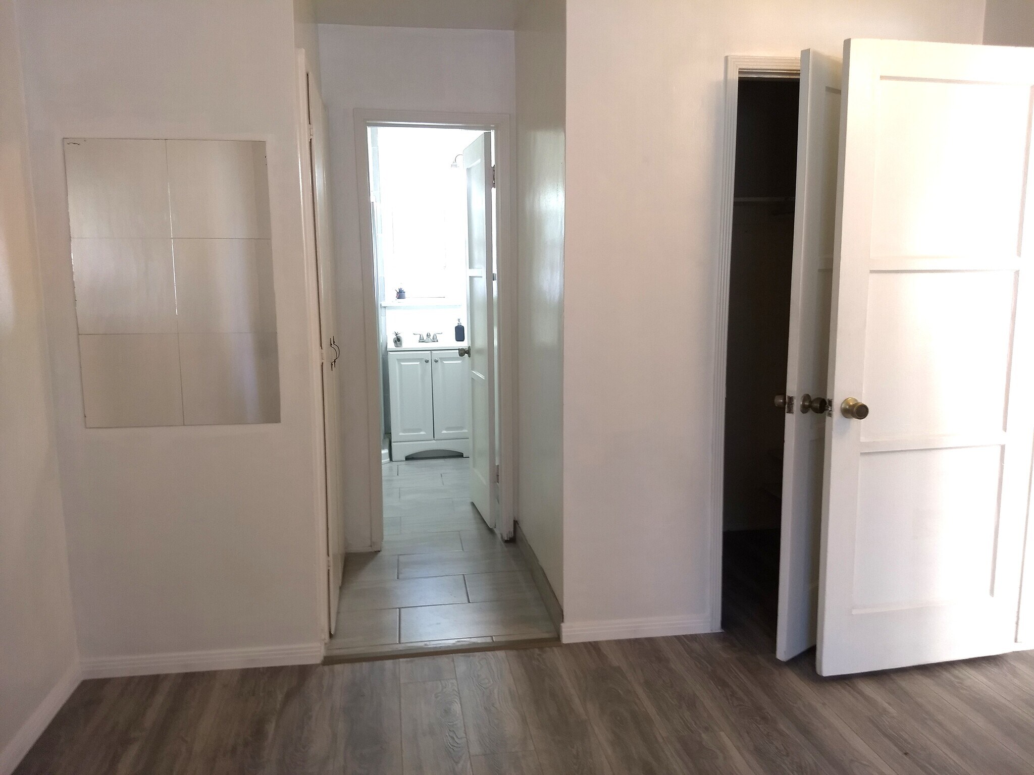 Bedroom - 208 N Florence St