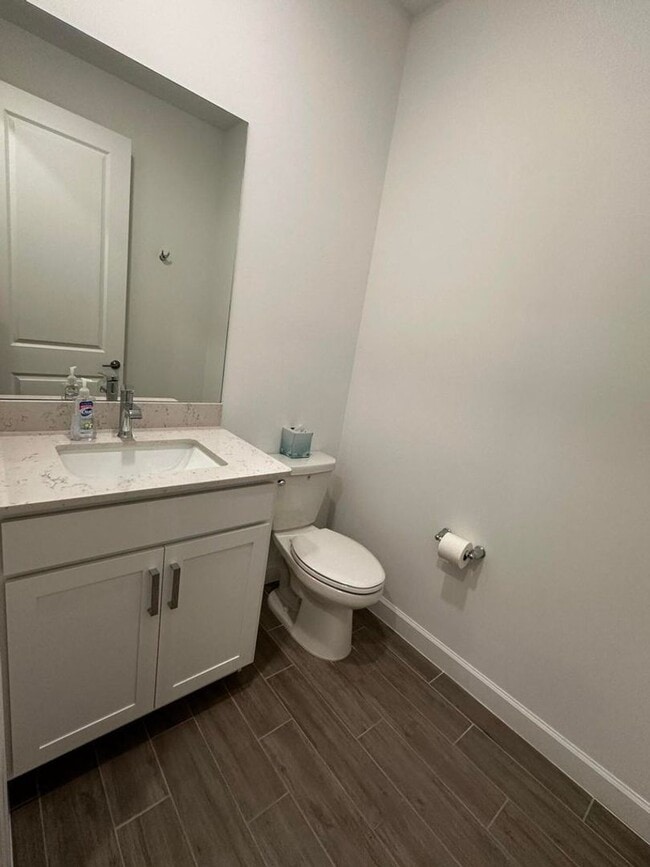 Building Photo - 3507 Bauer Rd