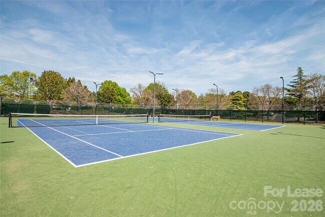 Building Photo - 3148 Mannington Dr