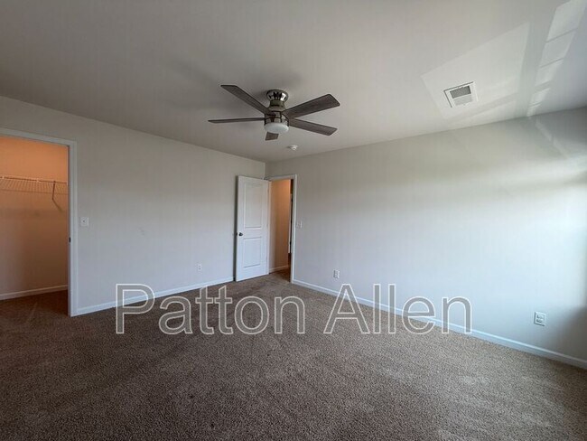 Building Photo - 138 Marathon Ln
