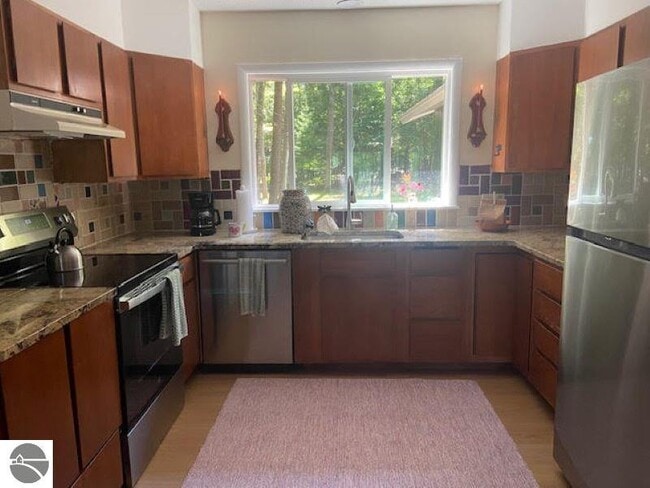 Building Photo - 4515 Greilick Rd