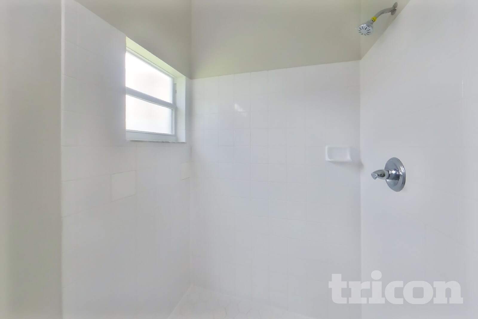 Building Photo - 7833 Manor Dr